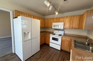 7805 McGarry Trail, Charlotte, NC 28214 - Photo 5