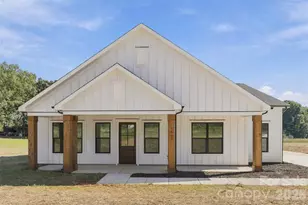 1507 Lingerfelt Farm Dr, Bessemer City, NC 28016 - Photo 1