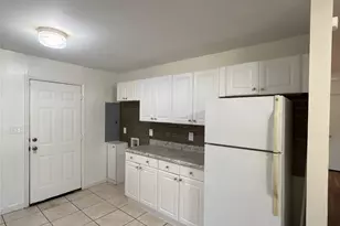 5135 Grapevine Dr, Charlotte, NC 28217 - Photo 7