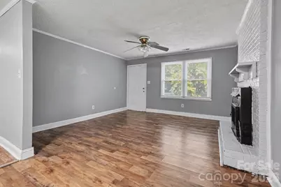 306 Hubbard Street, Lincolnton, NC 28092 - Photo 5