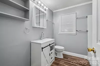 306 Hubbard Street, Lincolnton, NC 28092 - Photo 17