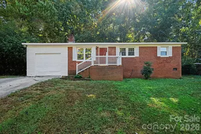 306 Hubbard Street, Lincolnton, NC 28092 - Photo 1