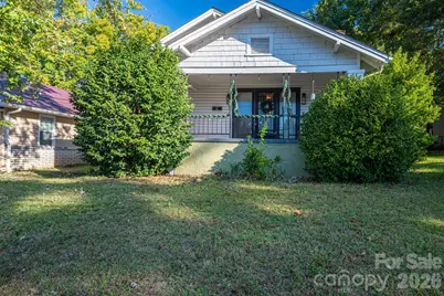 407 3rd Avenue SE, Hickory, NC 28602 - Photo 1