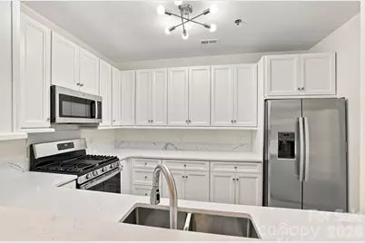 5601 Fairview Road #10, Charlotte, NC 28209 - Photo 7