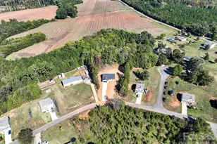 140 4 Andrews Dr, Harmony, NC 28634 - Photo 3