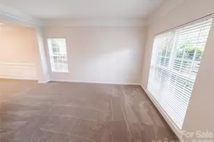 9339 Autumn Applause Dr, Charlotte, NC 28277 - Photo 7