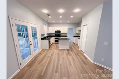 9339 Autumn Applause Drive, Charlotte, NC 28277 - Photo 3