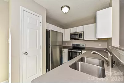 1610 Forest Stream Court, Charlotte, NC 28213 - Photo 5