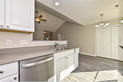 1610 Forest Stream Court, Charlotte, NC 28213 - Photo 7