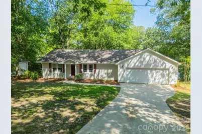 1077 E Shore Drive, Lancaster, SC 29720 - Photo 5