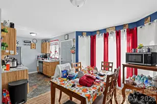 12 Janie Dr, Clyde, NC 28721 - Photo 21
