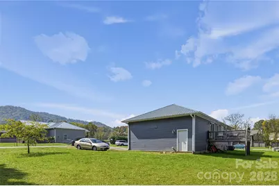 12 Janie Drive, Clyde, NC 28721 - Photo 9