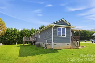 12 Janie Dr, Clyde, NC 28721 - Photo 33