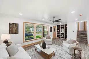 6131 Coach Hill Ln, Charlotte, NC 28212 - Photo 7
