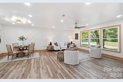 6131 Coach Hill Lane, Charlotte, NC 28212 - Photo 9