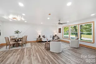 6131 Coach Hill Ln, Charlotte, NC 28212 - Photo 9
