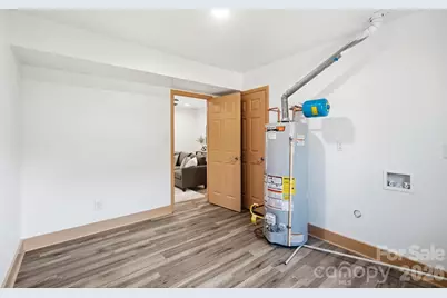 6131 Coach Hill Lane, Charlotte, NC 28212 - Photo 25