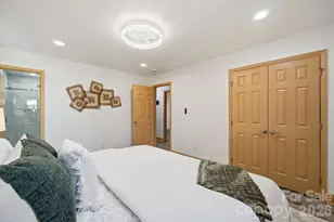 6131 Coach Hill Ln, Charlotte, NC 28212 - Photo 29