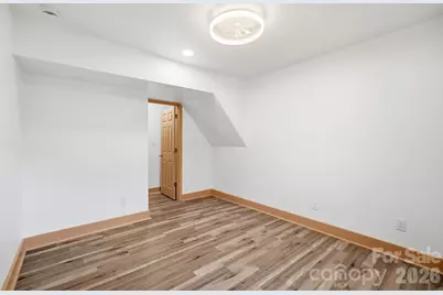 6131 Coach Hill Lane, Charlotte, NC 28212 - Photo 21