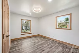 6131 Coach Hill Ln, Charlotte, NC 28212 - Photo 35