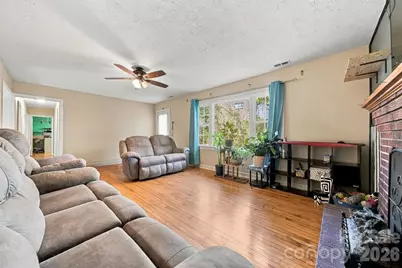 640 Diamondhead Drive, Lenoir, NC 28645 - Photo 5