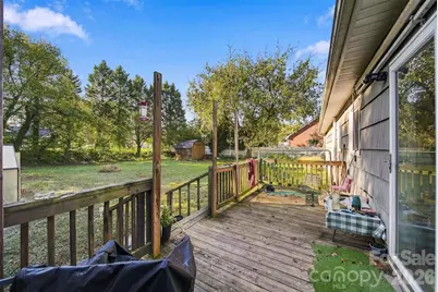 640 Diamondhead Drive, Lenoir, NC 28645 - Photo 23