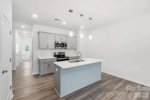 4614 Lakeview Rd, Charlotte, NC 28216 - Photo 3
