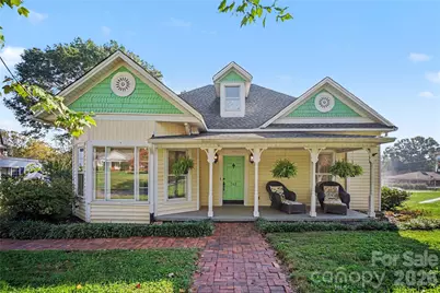 743 S College Avenue, Newton, NC 28658 - Photo 1