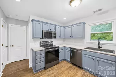 2984 Daffodil Court, Gastonia, NC 28054 - Photo 11