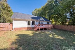4315 Enoch Dr, Charlotte, NC 28269 - Photo 5
