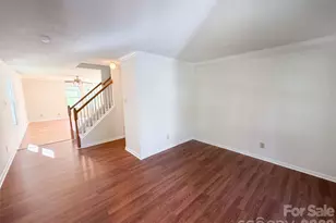6807 Wandering Creek Dr, Charlotte, NC 28216 - Photo 11