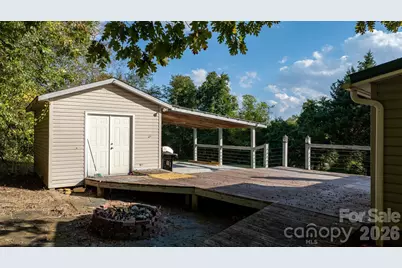 617 Hawthorne Street, Hudson, NC 28638 - Photo 25