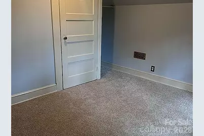 4831 Sulphur Springs Road NE, Hickory, NC 28601 - Photo 35