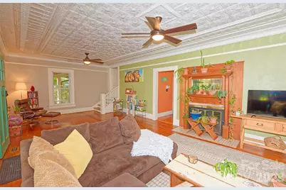 700 N Trade Avenue, Landrum, SC 29356 - Photo 11