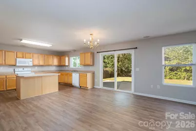 14033 Pinyon Pine Lane, Charlotte, NC 28215 - Photo 15