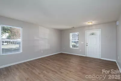 14033 Pinyon Pine Lane, Charlotte, NC 28215 - Photo 5