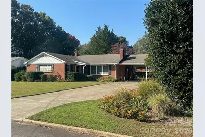 1400 Capri Road, Winston Salem, NC 27103 - Photo 5