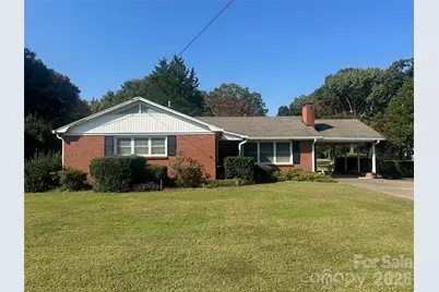 1400 Capri Road, Winston Salem, NC 27103 - Photo 3