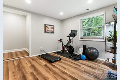 6801 Rollingridge Drive, Charlotte, NC 28211 - Photo 23