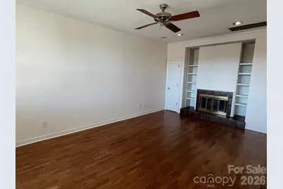 308 N Green Street Street #5, Morganton, NC 28655 - Photo 5