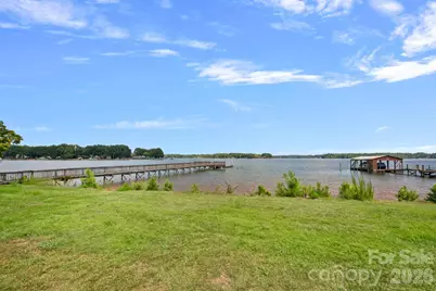 627 Isle Of Pines Road, Mooresville, NC 28117 - Photo 15