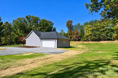 3052 Henry Knob Road, Clover, SC 29710 - Photo 9