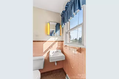 522 Carolina Avenue N, Statesville, NC 28677 - Photo 29