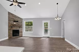 594 McMillan Dr, Hendersonville, NC 28792 - Photo 13