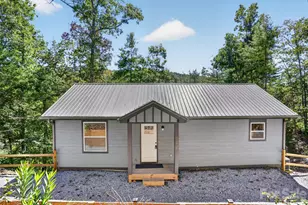 594 McMillan Dr, Hendersonville, NC 28792 - Photo 41