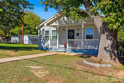 2996 1st Avenue NW, Hickory, NC 28601 - Photo 3