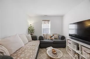 8335 Wallace Glen Dr, Charlotte, NC 28212 - Photo 19