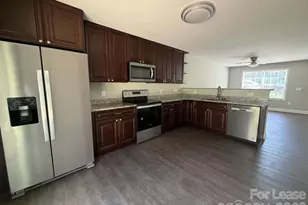 376 Snow St, Kannapolis, NC 28081 - Photo 3