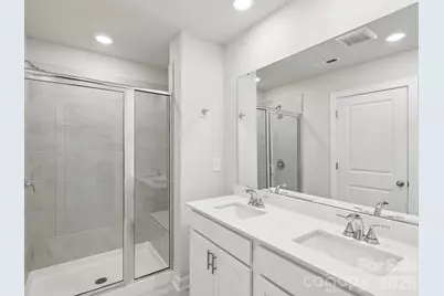 8013 Hidden Springs Drive, Charlotte, NC 28216 - Photo 17