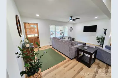 2610 Fairgreen Drive, Gastonia, NC 28056 - Photo 5